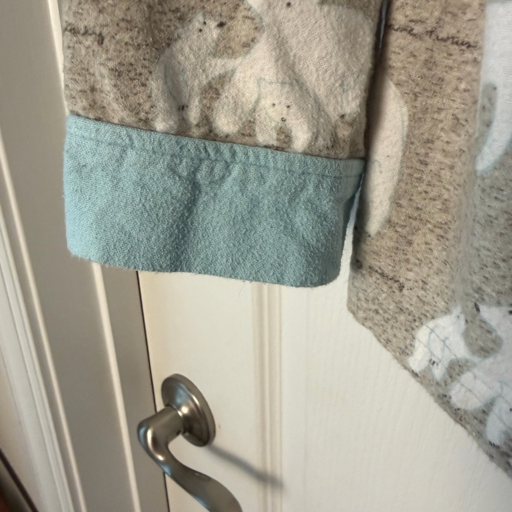 Munki Munki Polar Bear Flannel Pajama Set | Cozy Button-Down Top & Pants size S - Picture 4 of 10